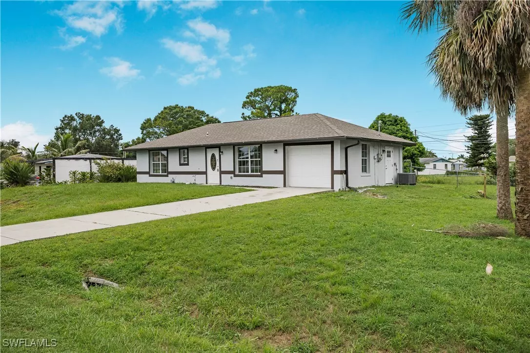 Lehigh Acres, FL 33936,803 Monroe DR