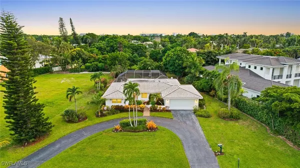 Naples, FL 34103,700 BOW LINE DR