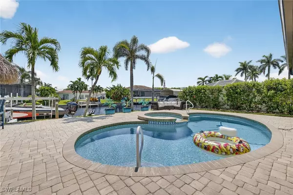 Cape Coral, FL 33904,5309 Malaluka CT