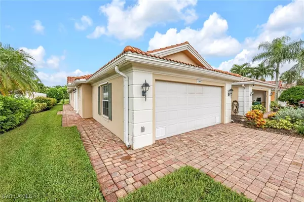 7146 Marconi CT, Naples, FL 34114