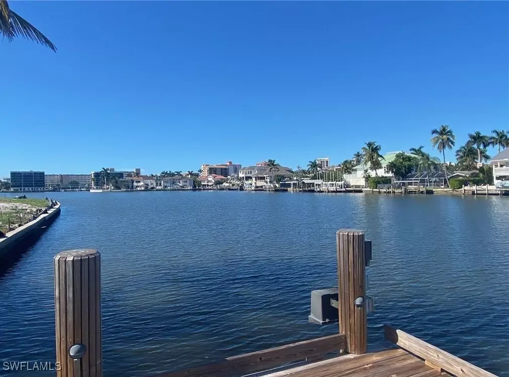 Naples, FL 34108,361 Seabee AVE