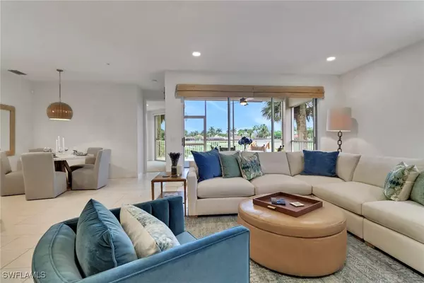 Naples, FL 34109,1590 Clermont DR #K105