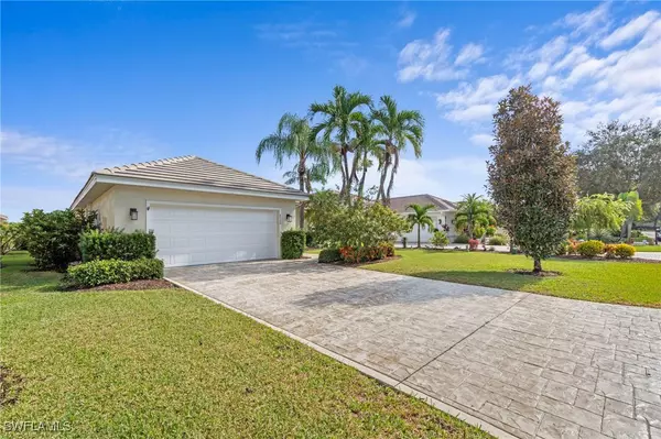 Naples, FL 34119,4320 Longshore WAY S