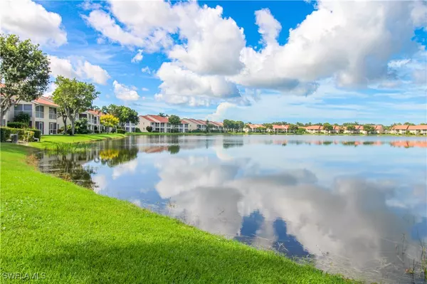 Naples, FL 34109,7794 Emerald CIR #A-102