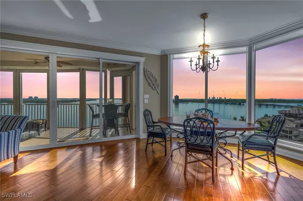 Fort Myers Beach, FL 33931,4137 Bay Beach LN #585