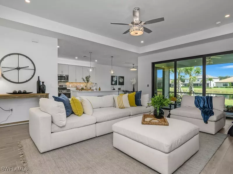 21079 Hallandale DR, Estero, FL 33928