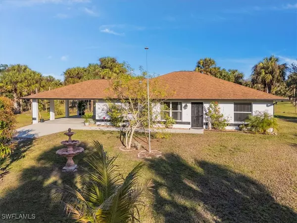 440 21st ST NW, Naples, FL 34120