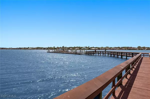 Naples, FL 34112,1560 STAR POINT LN #3-301