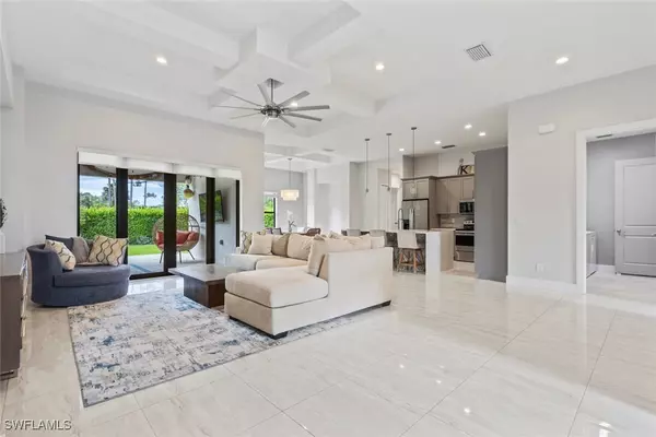 Naples, FL 34120,3028 Woodstock AVE