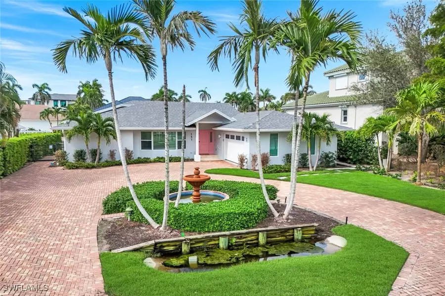 151 Bayview AVE, Naples, FL 34108