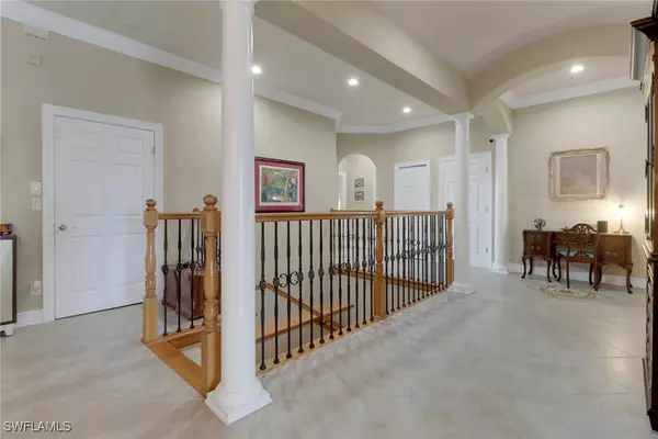 Estero, FL 33928,3620 Lansing LOOP #202