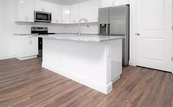 Labelle, FL 33935,8007 VEGA CT