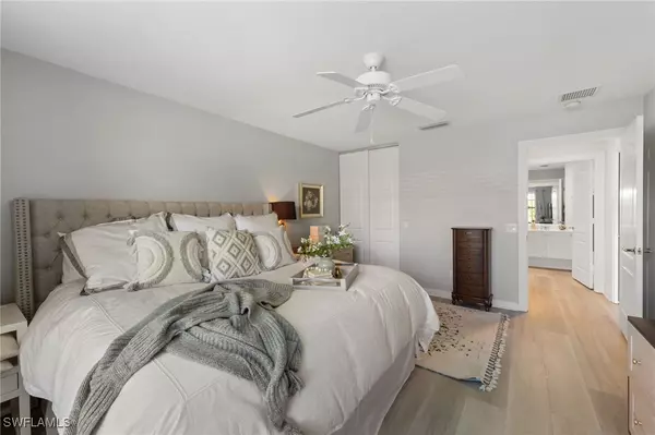 Naples, FL 34119,3238 Barbados LN