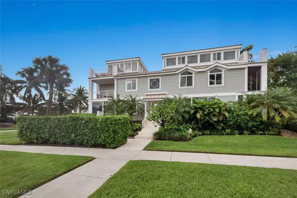 180 6th AVE S #3, Naples, FL 34102