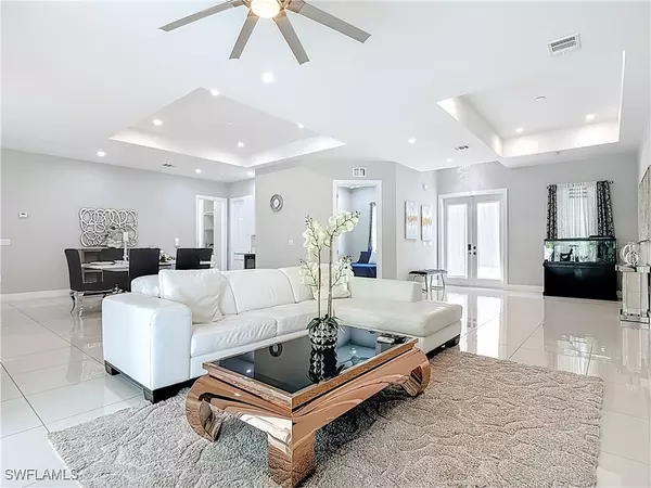 Naples, FL 34116,1806 41st ST SW