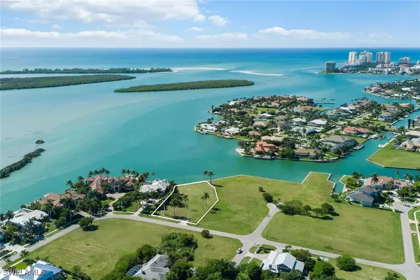 Marco Island, FL 34145,1028 W Inlet DR