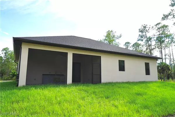 Naples, FL 34120,4447 6th AVE NE