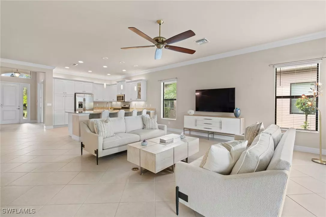 Naples, FL 34119,4554 Luminary AVE