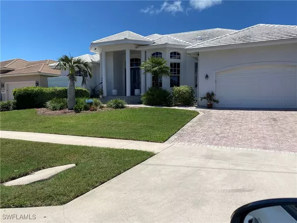 Marco Island, FL 34145,969 Birch CT S