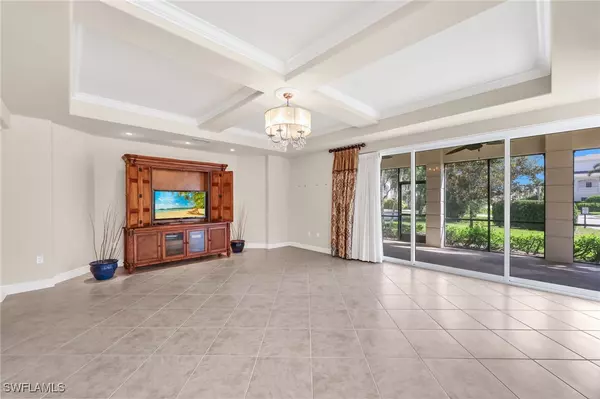 Naples, FL 34119,545 Avellino Isles CIR #102