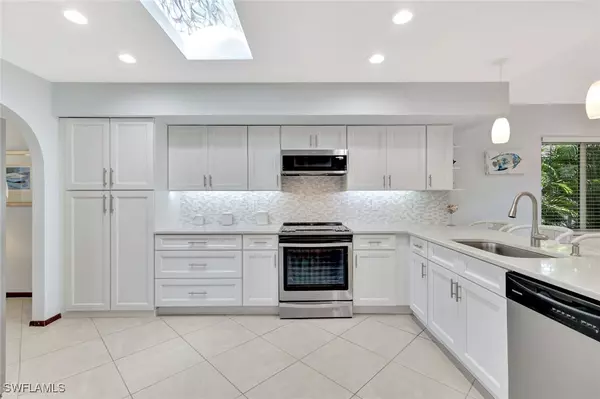 Naples, FL 34108,550 94th AVE N