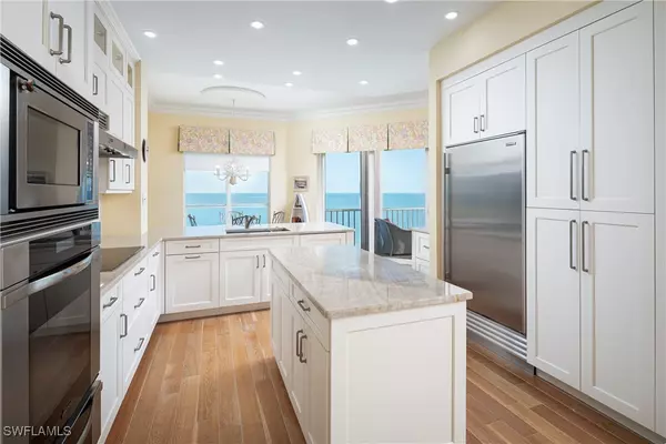 Bonita Springs, FL 34134,263 Barefoot Beach BLVD #PH2