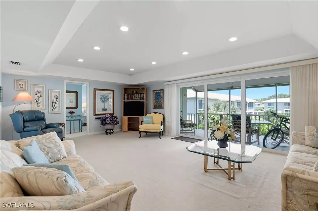 Naples, FL 34112,196 Peppermint LN #938
