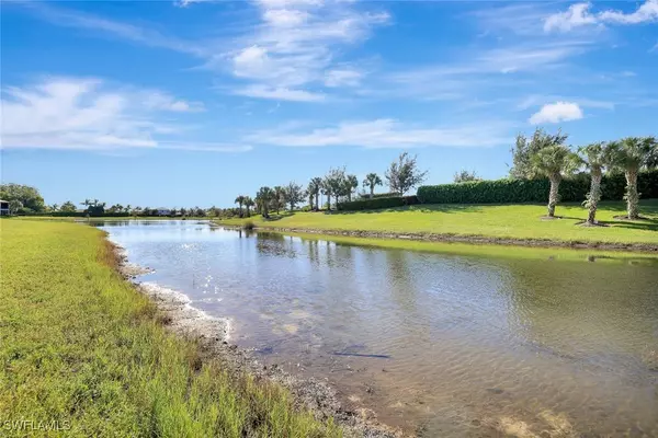 Naples, FL 34120,2368 Anguilla DR #102