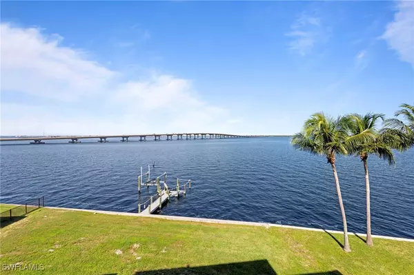 Fort Myers, FL 33901,1211 Caloosa PT