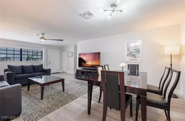 Naples, FL 34112,104 Picardy CT