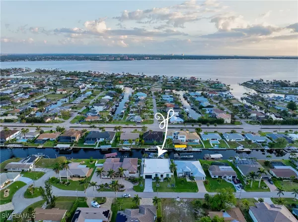 Cape Coral, FL 33904,836 Miramar CT