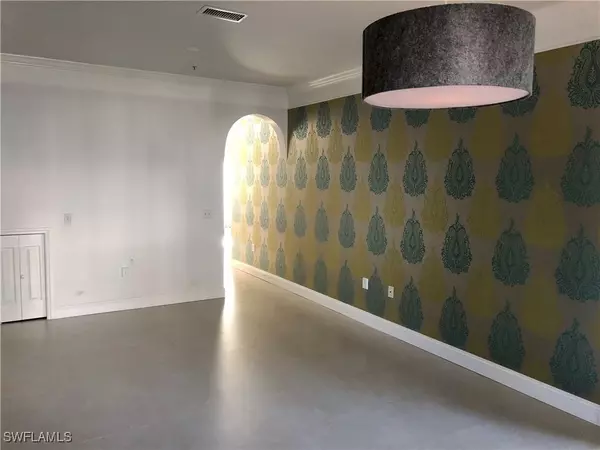 Naples, FL 34109,3294 Megan LN #3