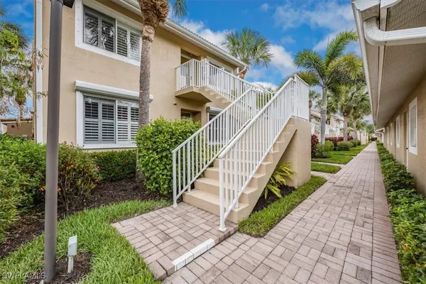 Naples, FL 34112,2381 Hidden Lake CT #8202
