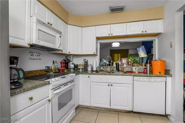 Fort Myers, FL 33967,17464 Barbara DR