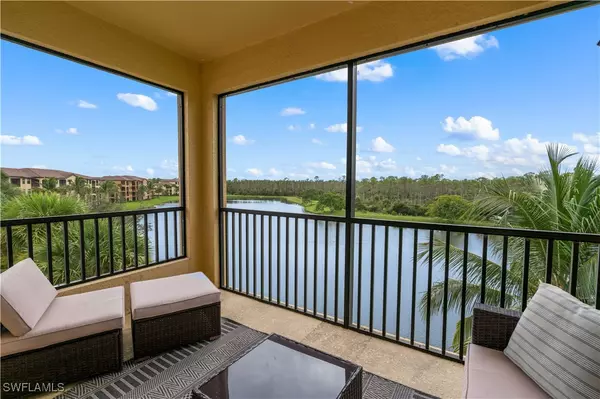 9735 Acqua CT #641, Naples, FL 34113