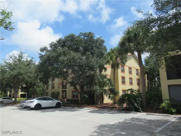 Naples, FL 34119,7925 Preserve CIR #321