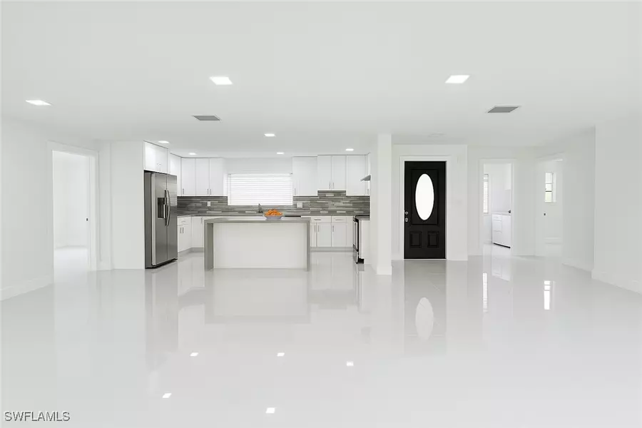 13880 lazy LN, Fort Myers, FL 33905