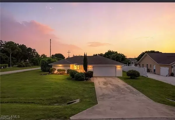 96 Wickliffe DR, Naples, FL 34110