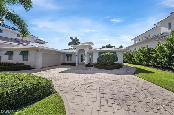 Naples, FL 34102,1925 Tarpon RD