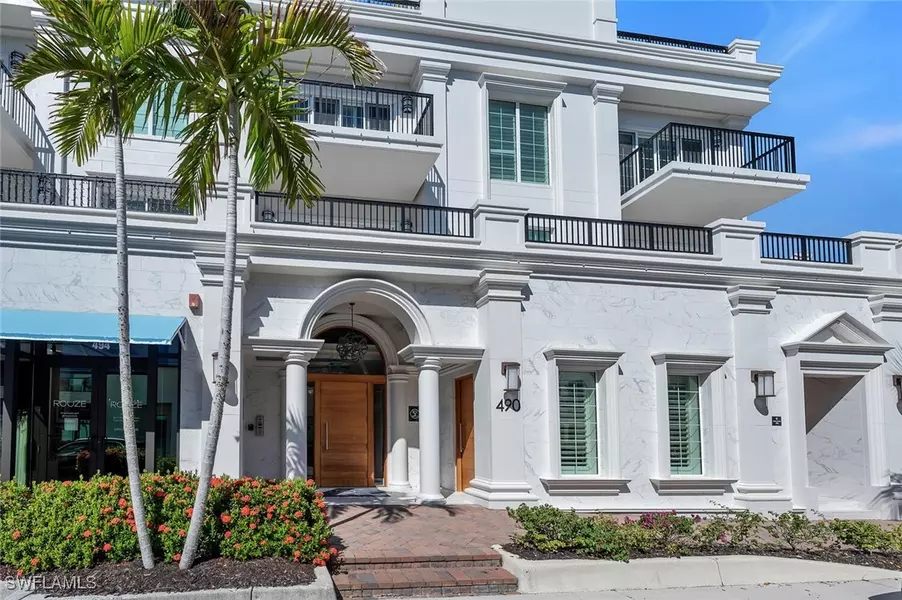 490 5th ST S #101, Naples, FL 34102