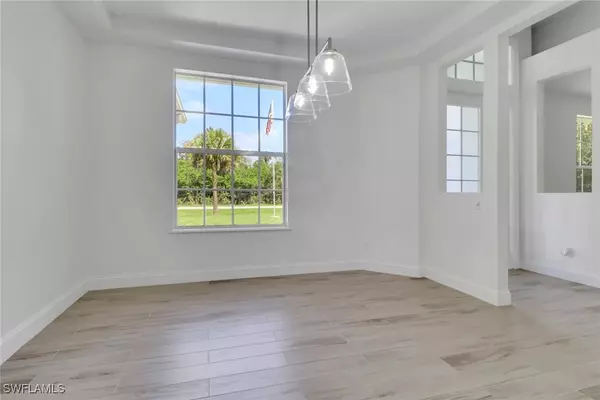 Naples, FL 34117,4670 38th AVE SE