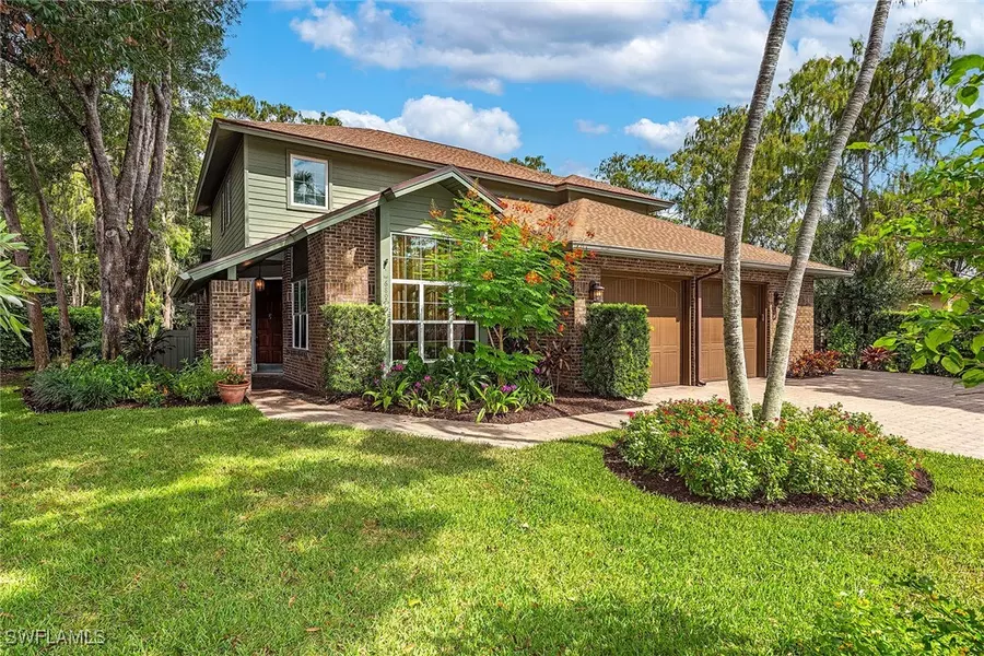 6897 Wellington DR, Naples, FL 34109