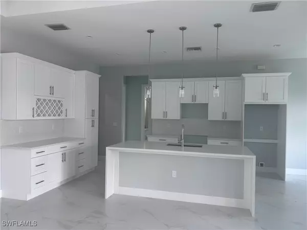 Naples, FL 34120,2767 39TH AVE NE