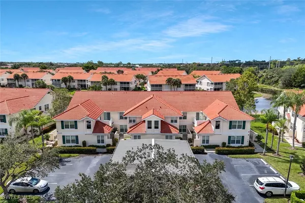 Naples, FL 34110,5440 Worthington LN #103