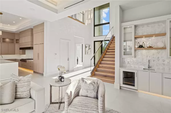 Marco Island, FL 34145,921 Giralda CT