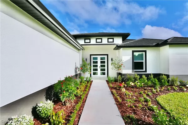 539 37th AVE NW, Naples, FL 34120