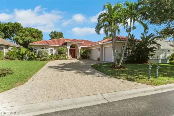 Bonita Springs, FL 34135,24908 Fairwinds LN