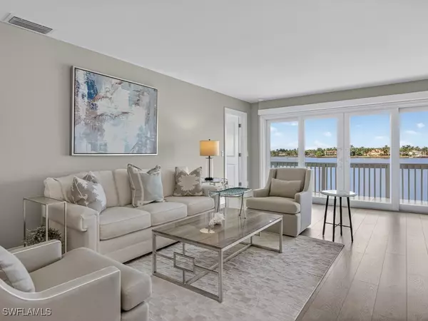 Naples, FL 34102,1302 Chesapeake AVE #A3