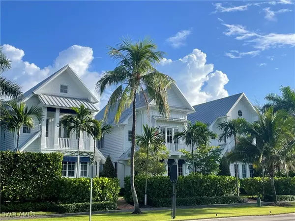 909 10th AVE S, Naples, FL 34102