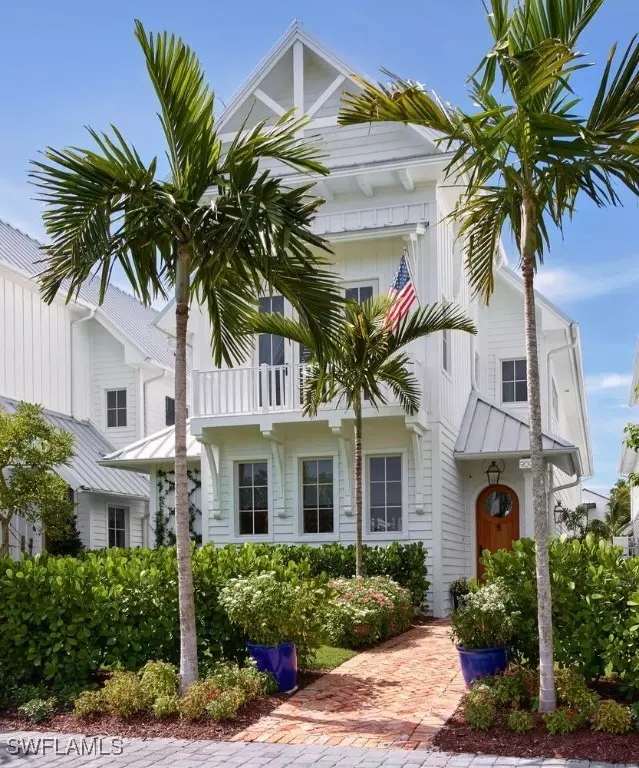 Naples, FL 34102,909 10th AVE S